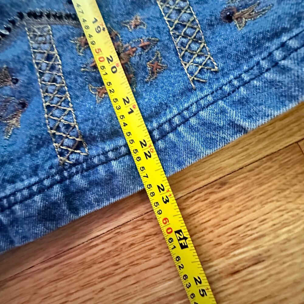 NEW DIRECTIONS x Unique Womens Embroidered & Beaded Denim Jacket. l Size Large - Picture 5 of 8
